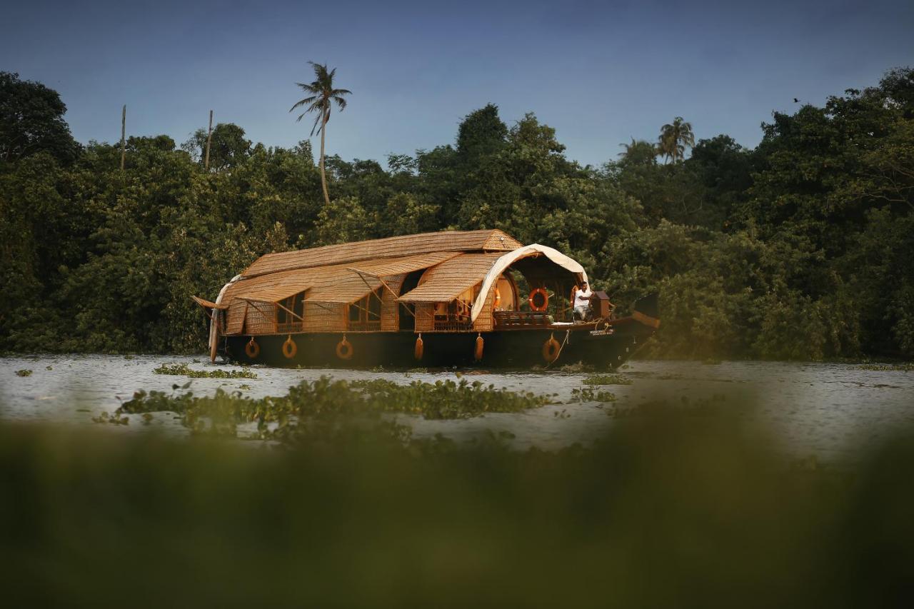 Resort Coconut Lagoon - A Cgh Earth Experience 5*