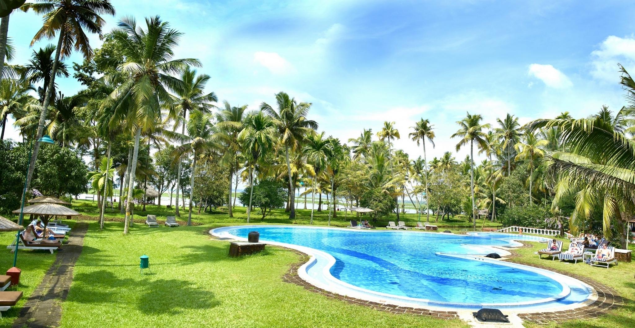 Resort Coconut Lagoon - A Cgh Earth Experience 5*