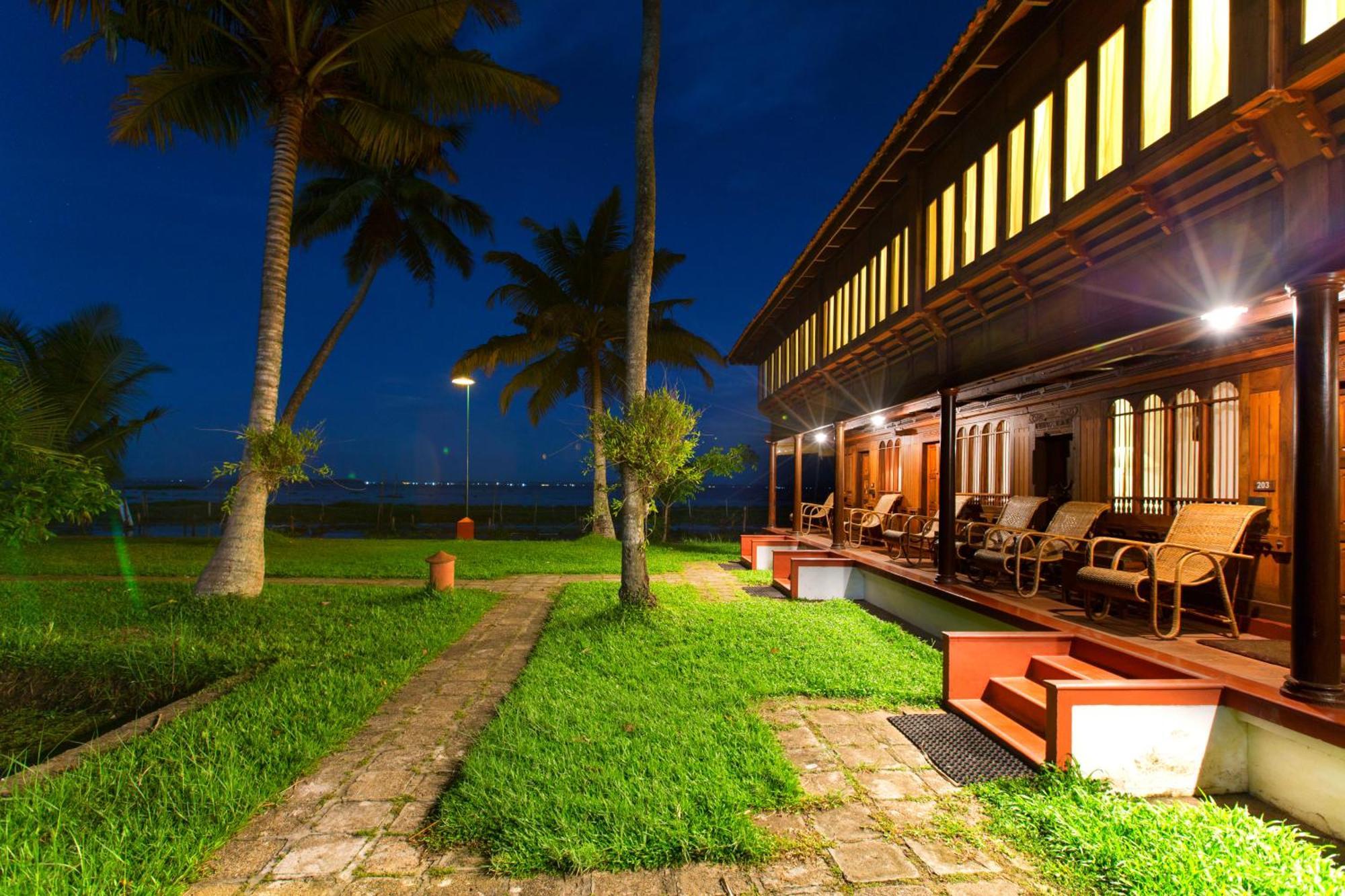Coconut Lagoon - A Cgh Earth Experience Resort 5*