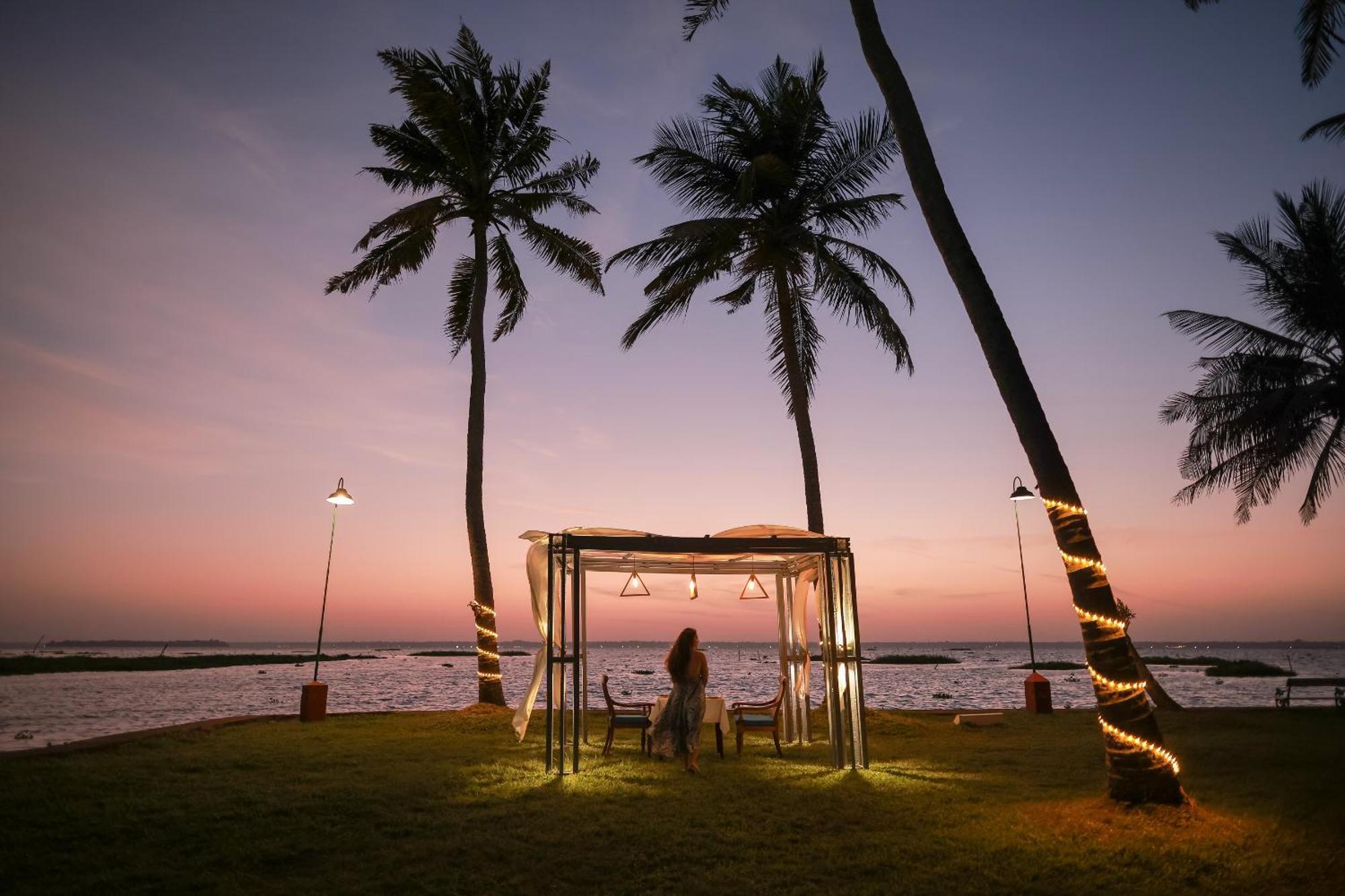 Coconut Lagoon - A Cgh Earth Experience सहारा 5*