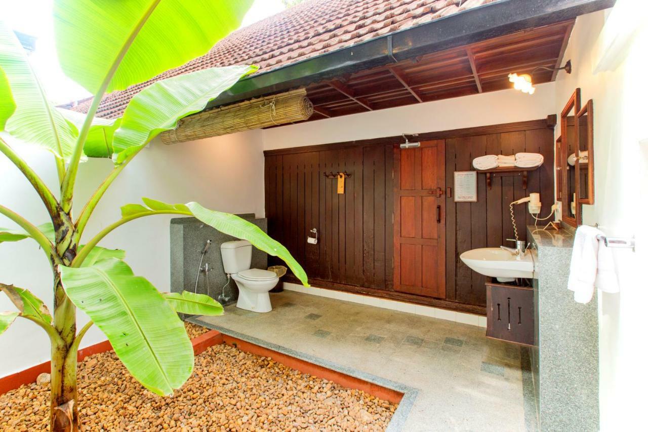 Coconut Lagoon - A Cgh Earth Experience सहारा 5*